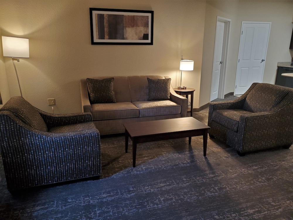 Cobblestone Suites Oshkosh - photo 25