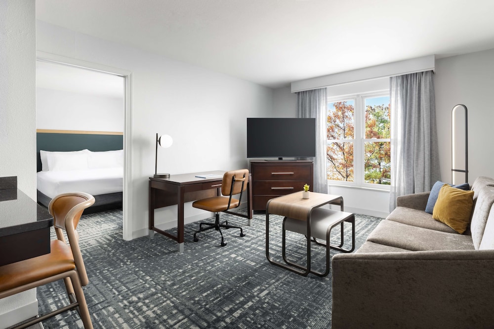 Homewood Suites by Hilton Manchester Airport - photo 26