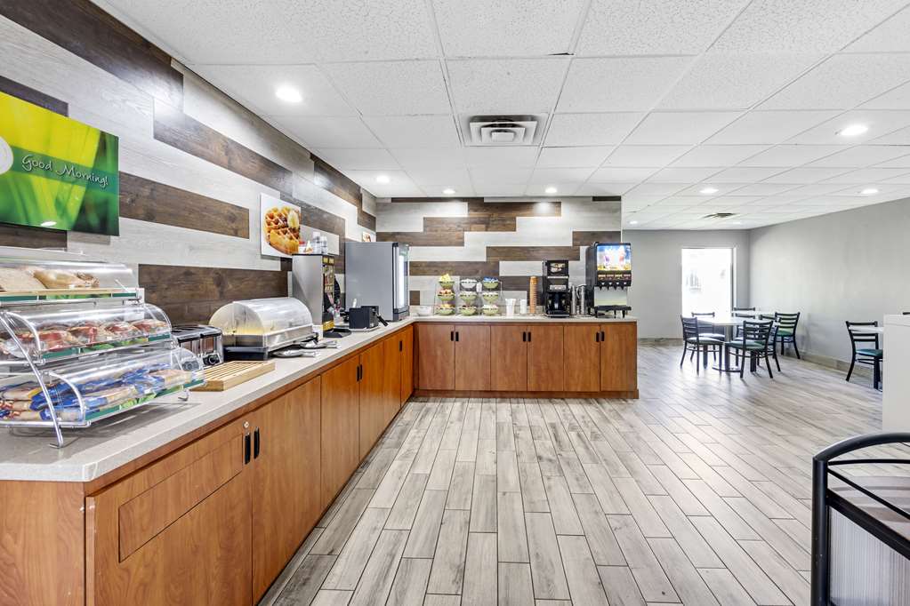Quality Inn Clarksville Exit 11 - photo 26