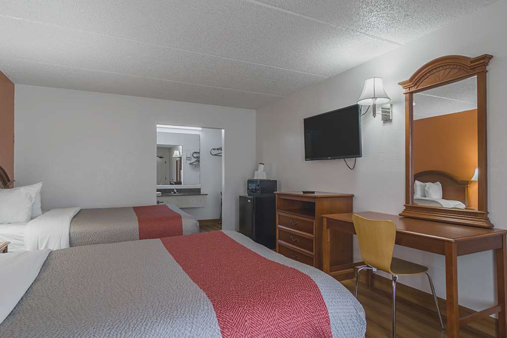 Motel 6 Waycross - photo 17