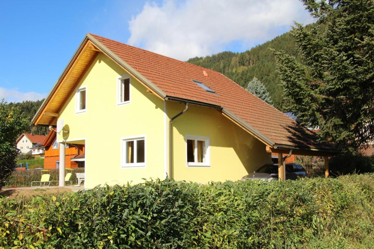 Narrenhaus - carbon neutral hotel in Fohnsdorf