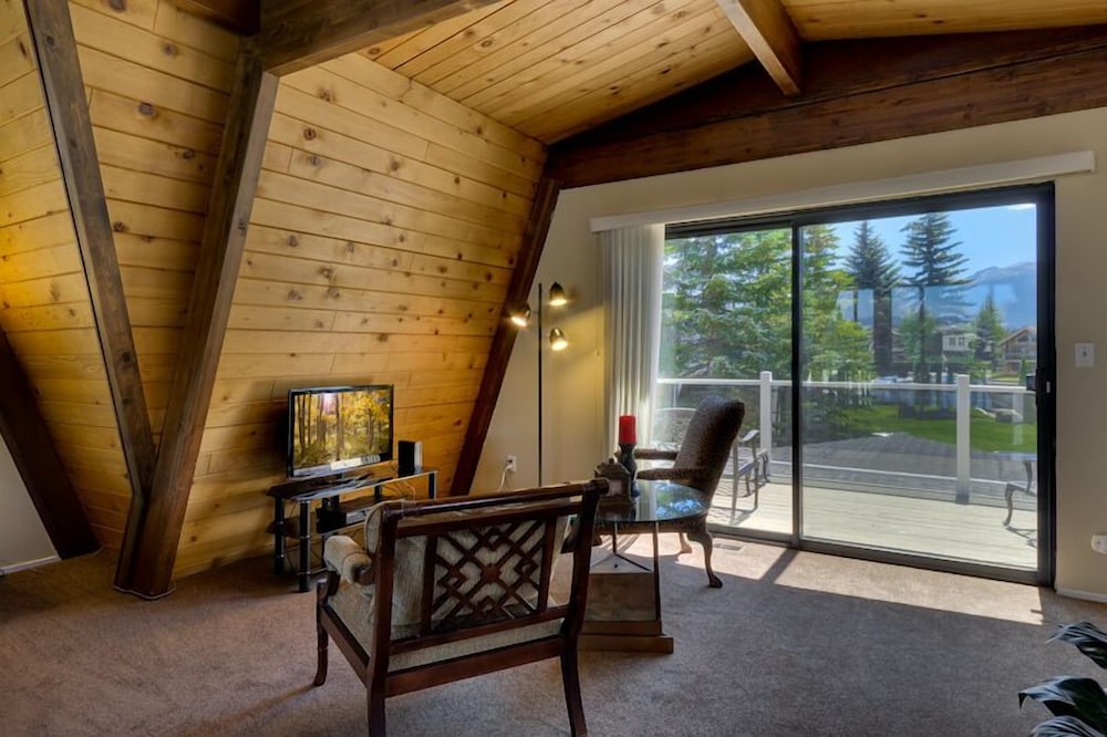 410 Wedeln Court - photo 9