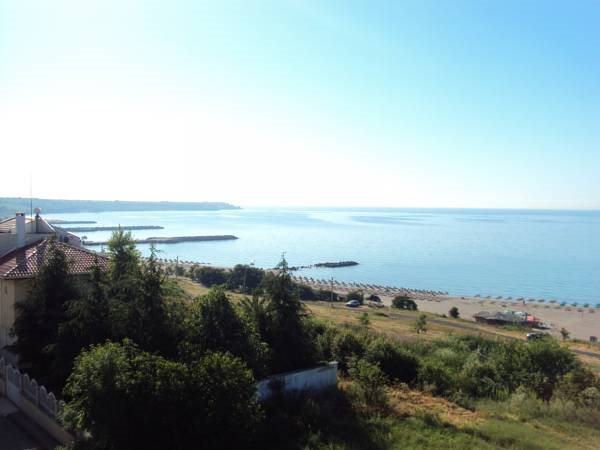 Family Hotel Lazuren Briag in Burgas, Bulgaria