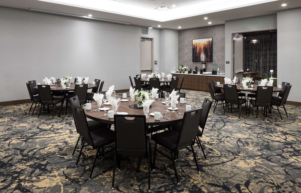 Hilton Garden Inn Madison Downtown - photo 48