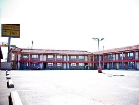 Rodeway Inn - carbon neutral hotel in Socorro
