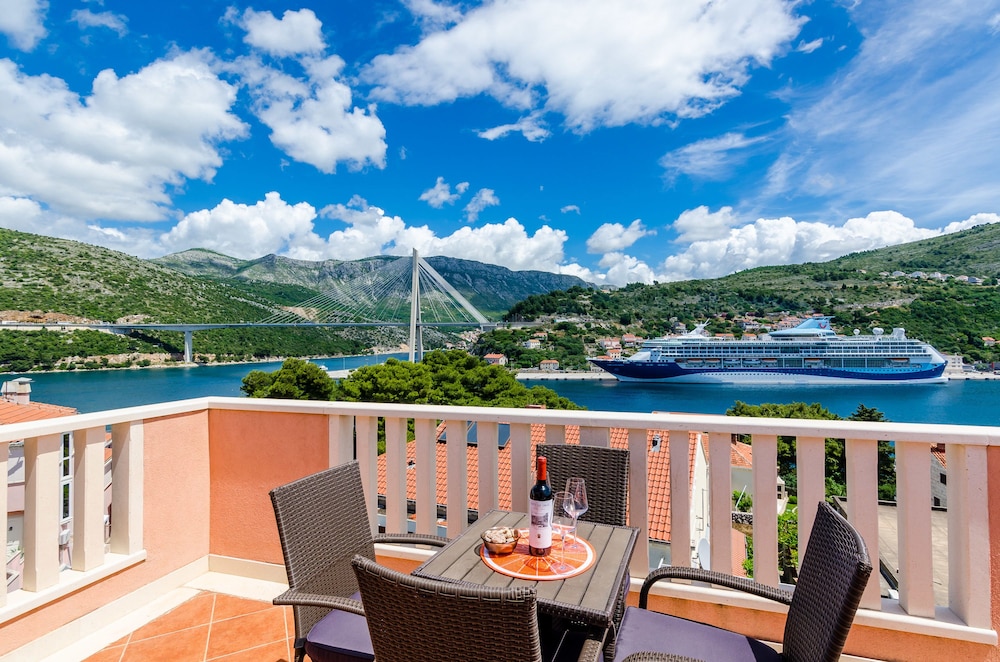 Guest House Avdic