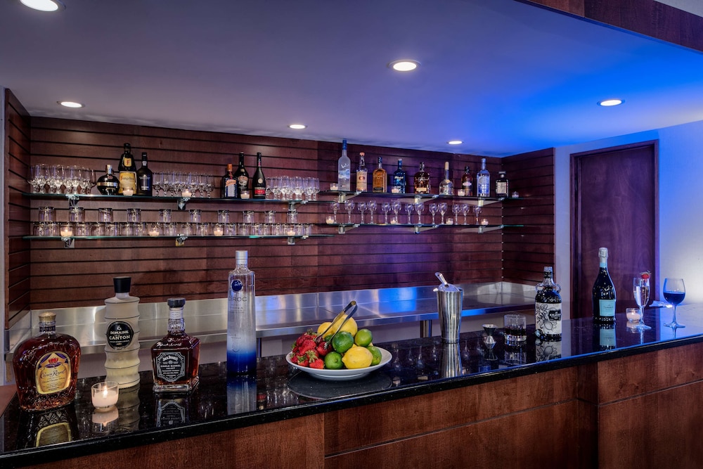Doubletree by Hilton Philadelphia Airport - photo 39