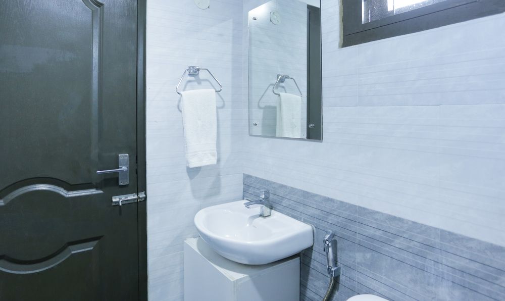 Treebo Qube Hotel — Cochin — photo 3