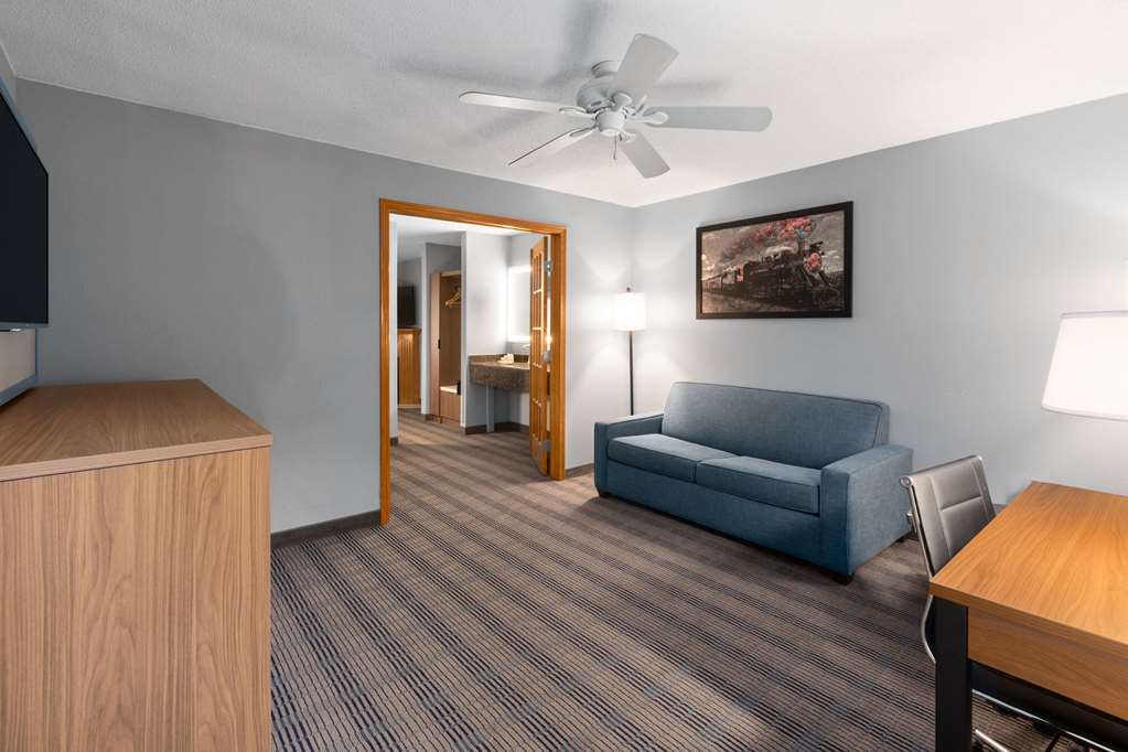 AmericInn by Wyndham North Branch - photo 30