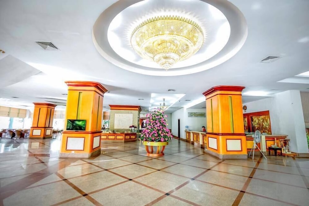 Ngan Ha Hotel — hotel in Ha Tinh