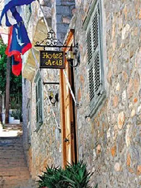Aris Hotel in Ydra, Greece