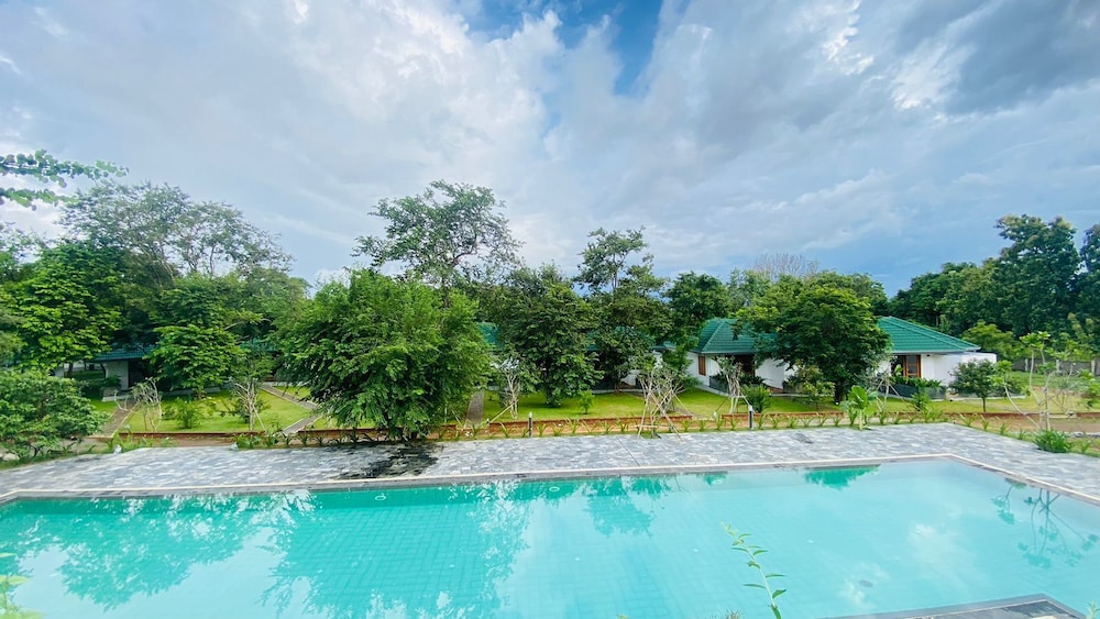 Vainika Wild - carbon neutral hotel in Unknown City