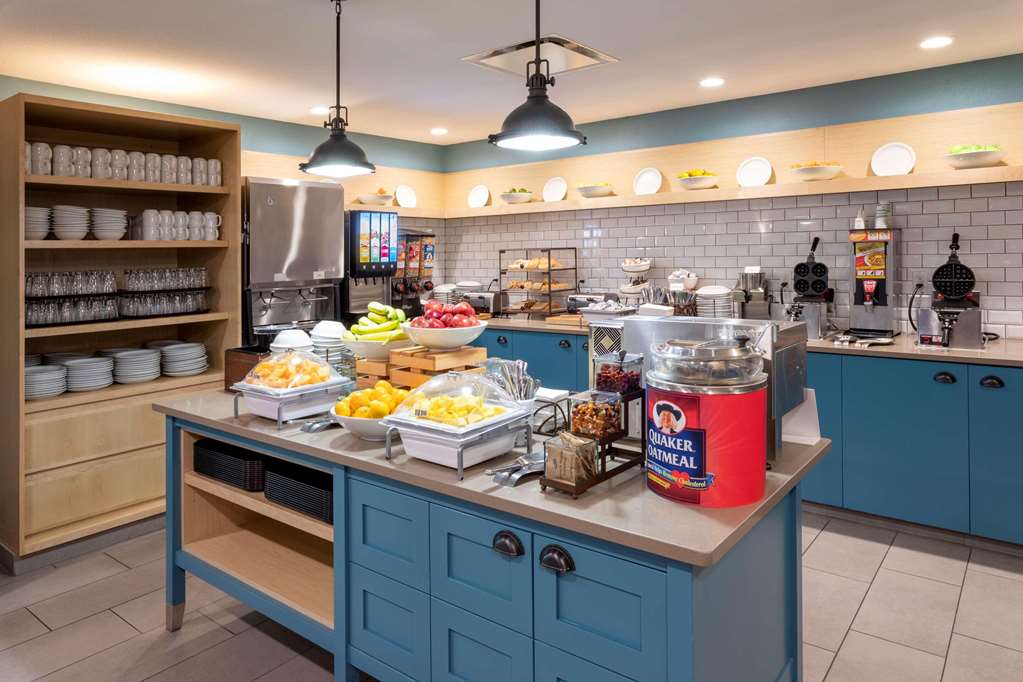 Country Inn & Suites by Radisson Fargo ND - photo 25