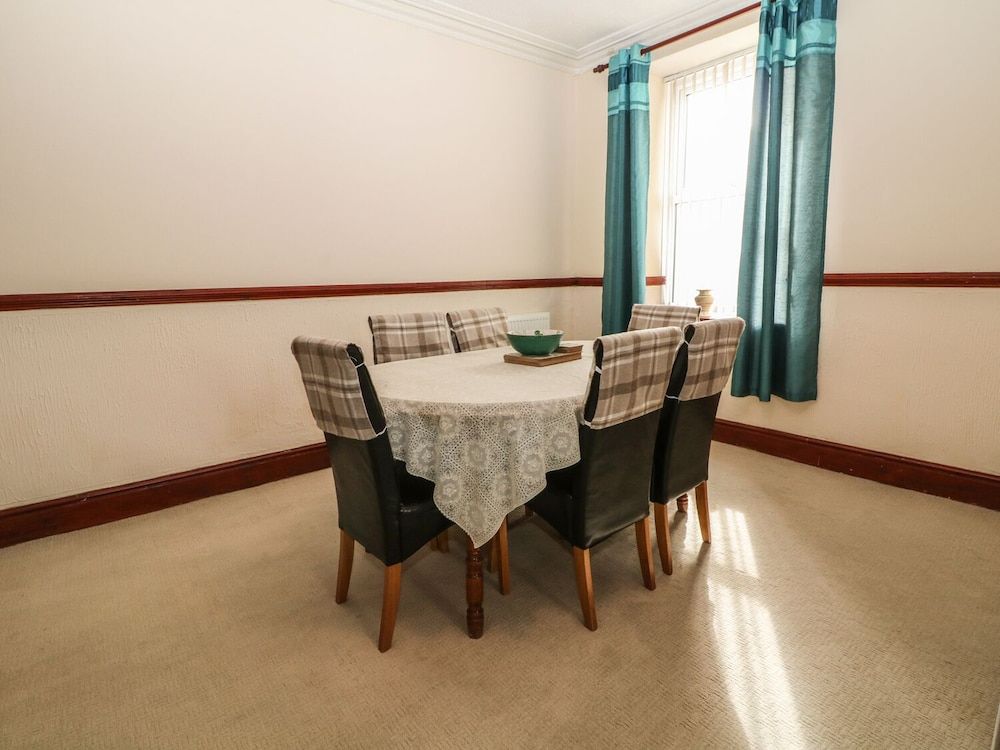 Bodnolwyn Hir in Holyhead, United Kingdom