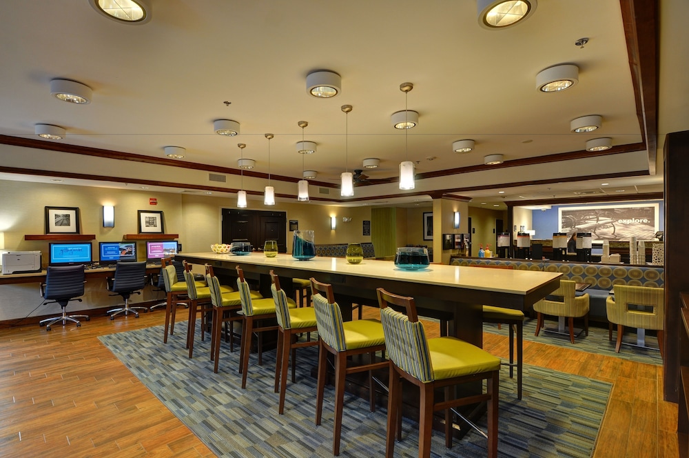 Hampton Inn Franklin Milford - photo 8