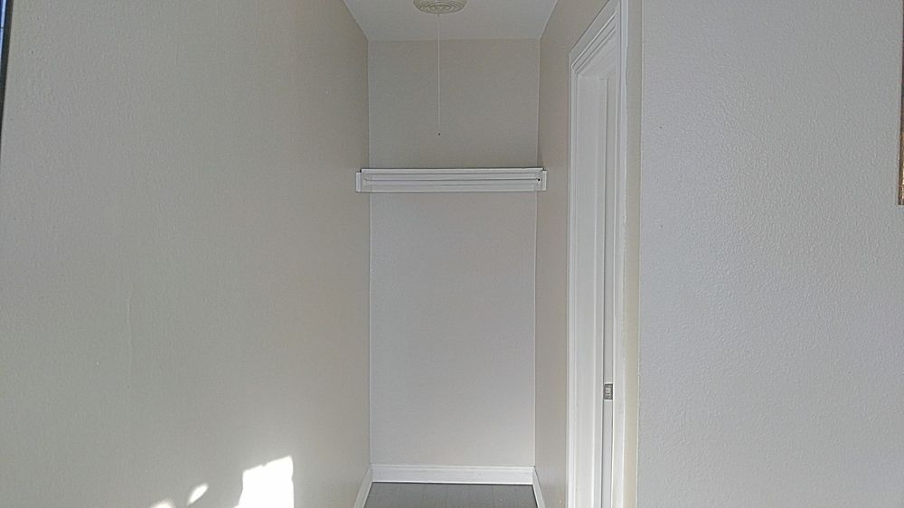 Ec Motel - photo 24