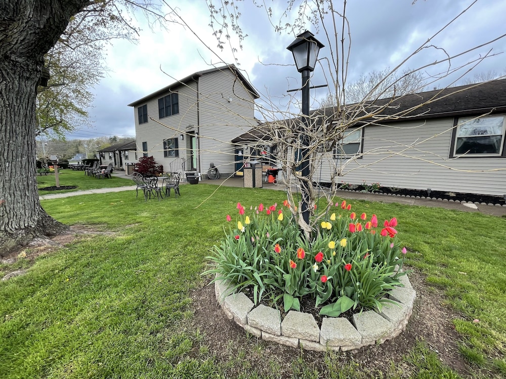 Riverside Motel - photo 135