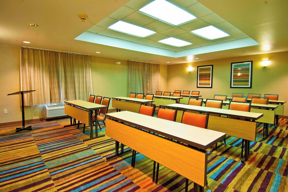 Fairfield Inn by Marriott Jackson Airport Pearl - photo 16