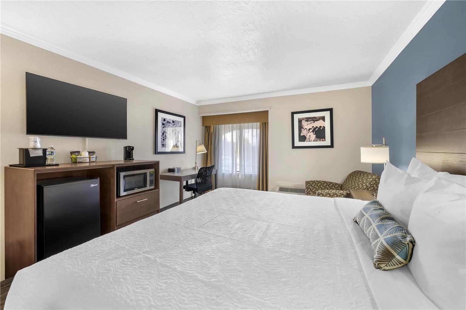 Best Western Airport Albuquerque InnSuites Hotel & Suites - photo 50