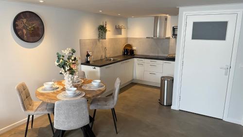 De Kajuit — 4-Star Luxury Hotel in Westkapelle, Netherlands