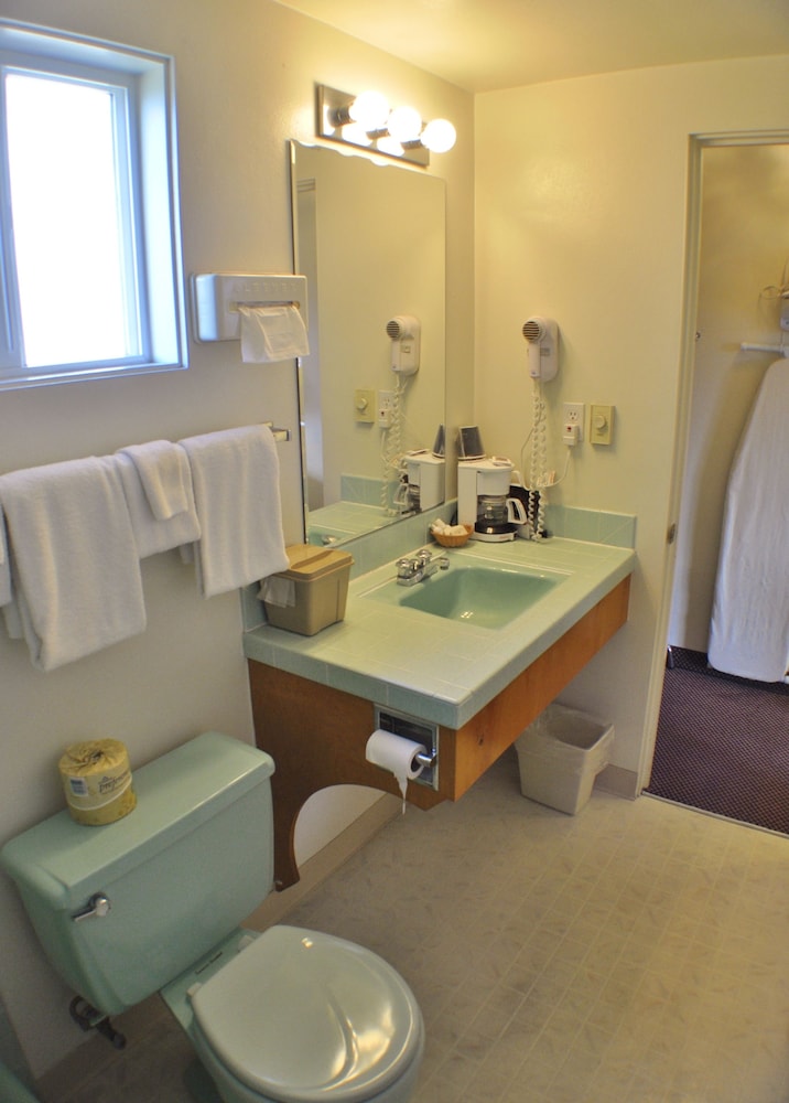 Uptown Inn - photo 24