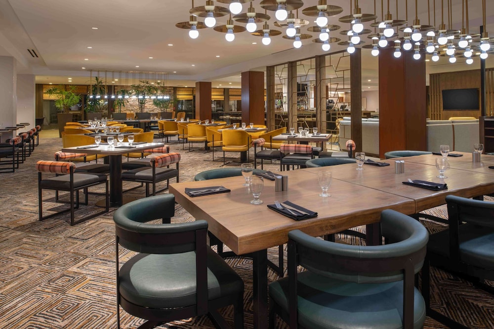 DoubleTree by Hilton San Francisco Airport - photo 37