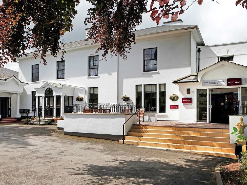 Mercure Stafford South Hatherton House Hotel in Stafford, United Kingdom