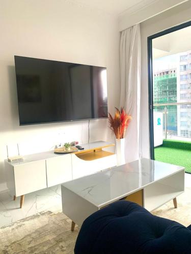 Furnished 2bedrm unit Smarthomes