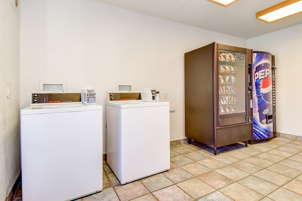 Motel 6 Riverside CA South - photo 29