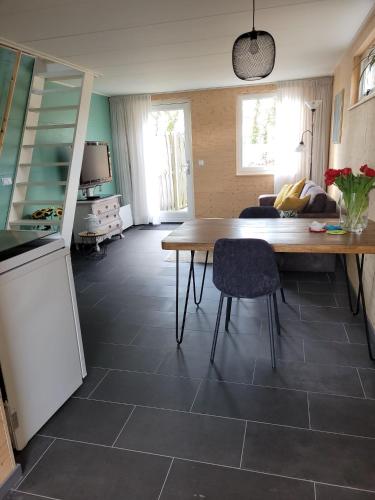 Gastenverblijf rustig gelegen nabij strand en duin — 4-Star Luxury Hotel in Heiloo, Netherlands