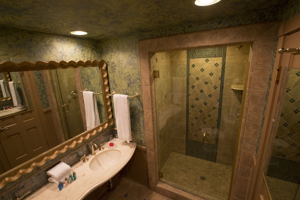 Madonna Inn - photo 189