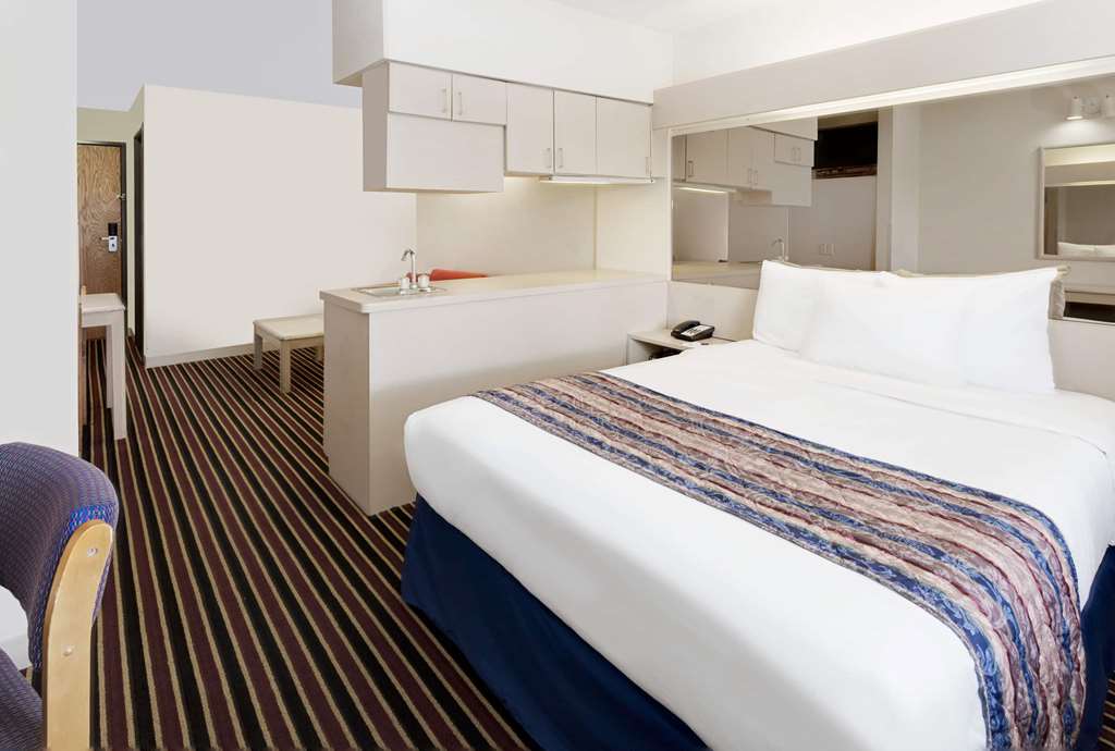 Microtel Inn & Suites by Wyndham Madison East - photo 10