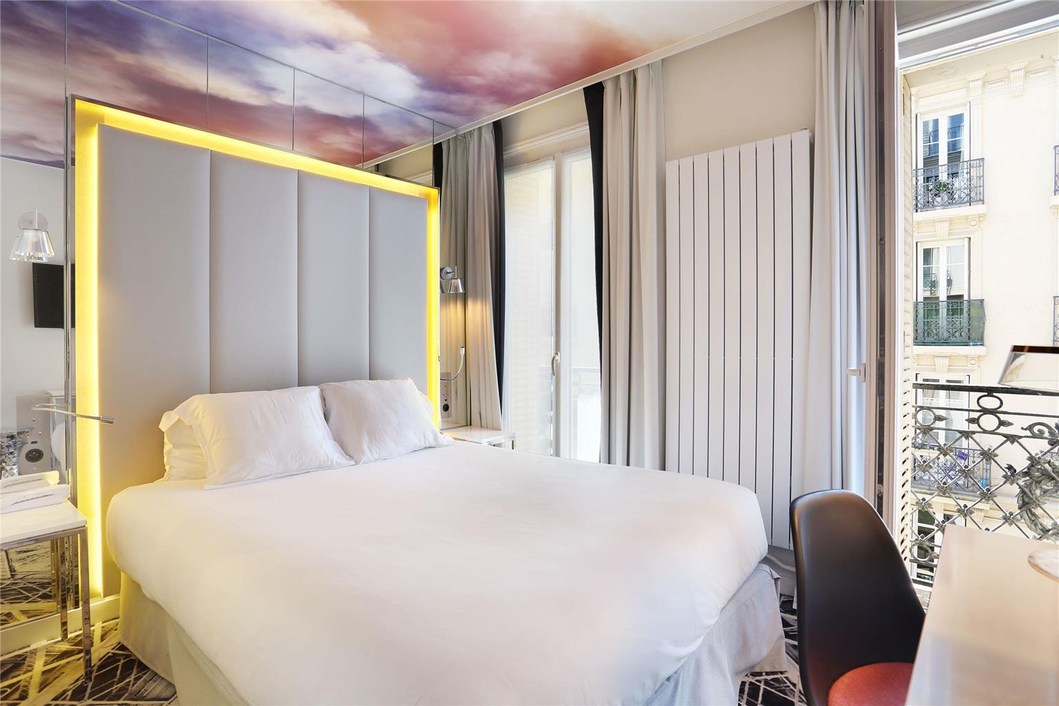 Nouvel Hotel Eiffel - last minute hotel in Paris