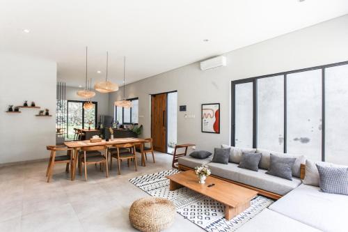 The Banyu House 3 — 4-Star Luxury Hotel in Bandung, Indonesia