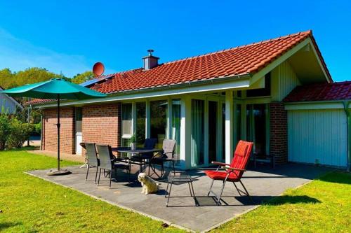 Ferienhaus Müritzzeit in Röbel an der Müritz — hotel in Marienfelde