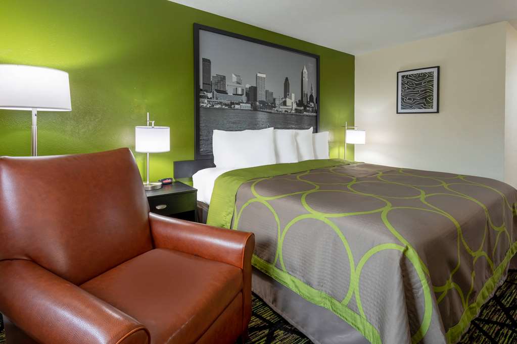 Super 8 By Wyndham Wooster - photo 15