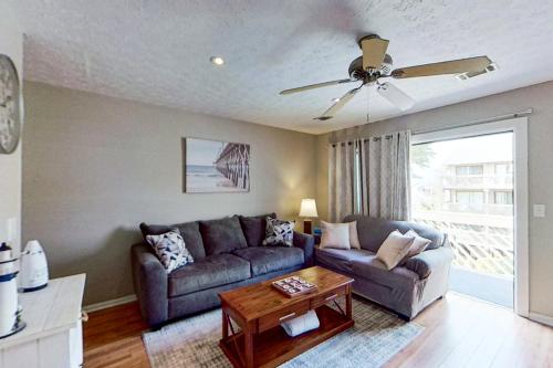 Shipwatch Pointe II L 302 — 4-Star Luxury Hotel in Myrtle Beach, United States