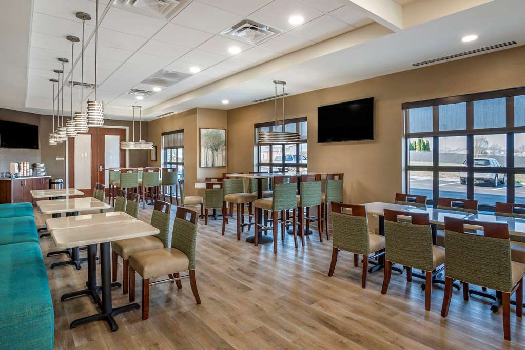Comfort Inn & Suites Harrisonburg - photo 28