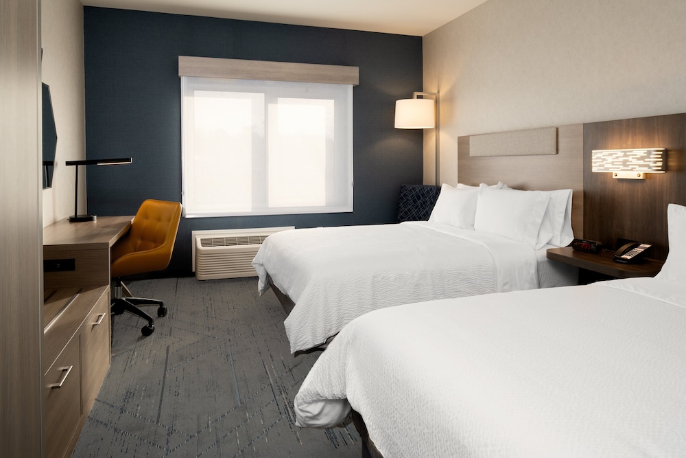 Holiday Inn Express and Suites Hollister by IHG - photo 14