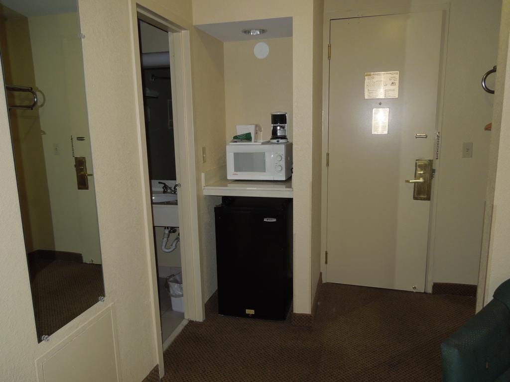 Days Inn Independence - photo 15