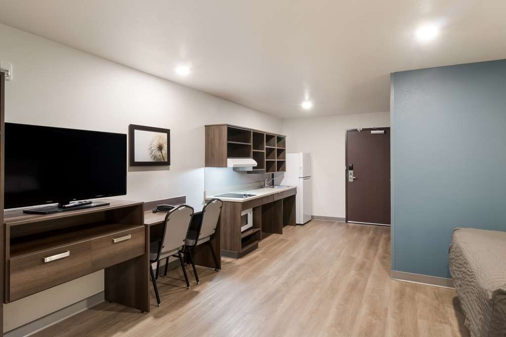 Woodspring Suites Mesa Chandler - photo 11