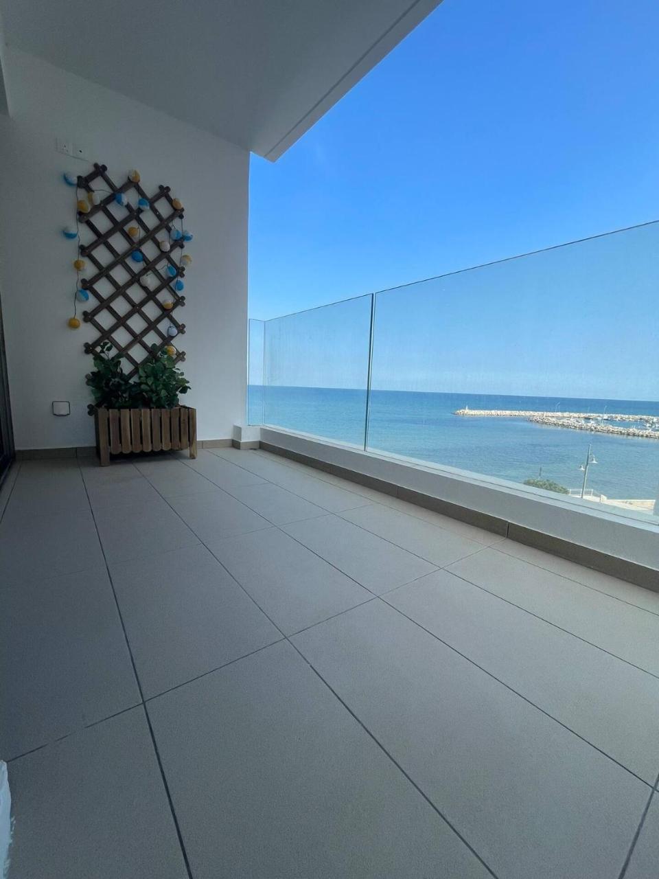 Seaview City Retreat
