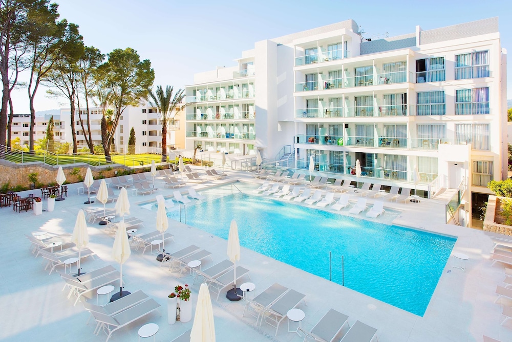 Reverence Life Hotel Adults Only — 4-Star Luxury Hotel in Santa Ponsa, Spain