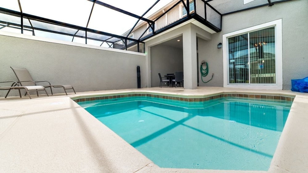 Grhdog9029 Champions Gate Resort 4 Bed 3 Baths Townhouse - photo 25