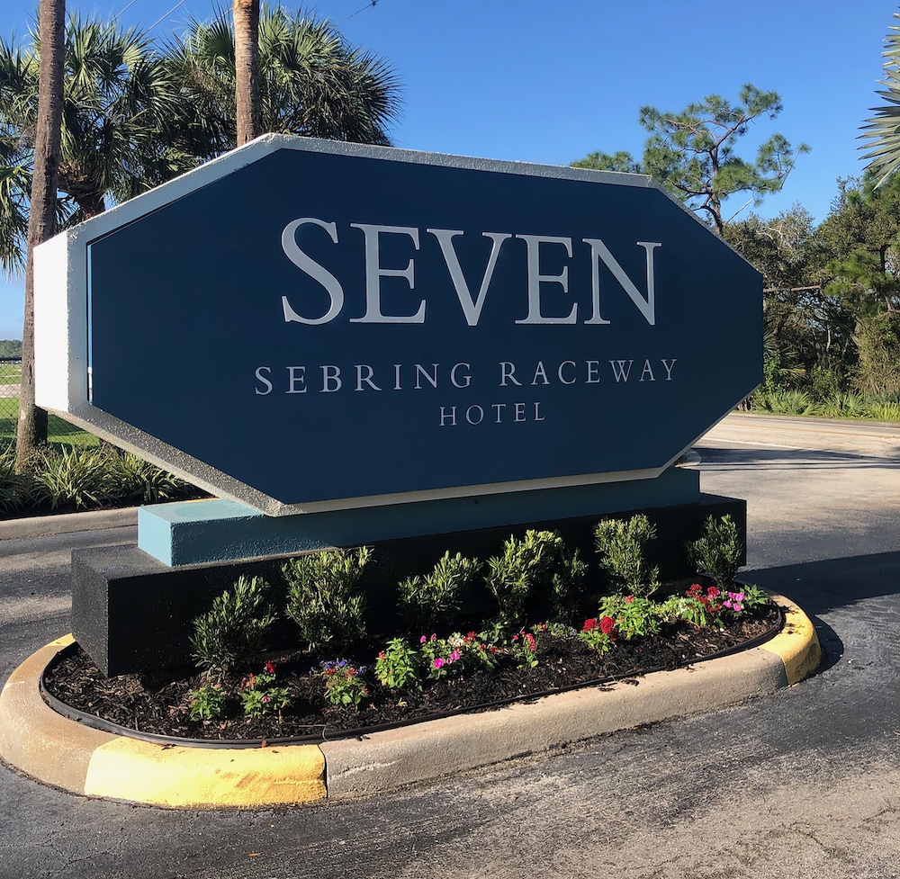 SEVEN Sebring Raceway Hotel - photo 53