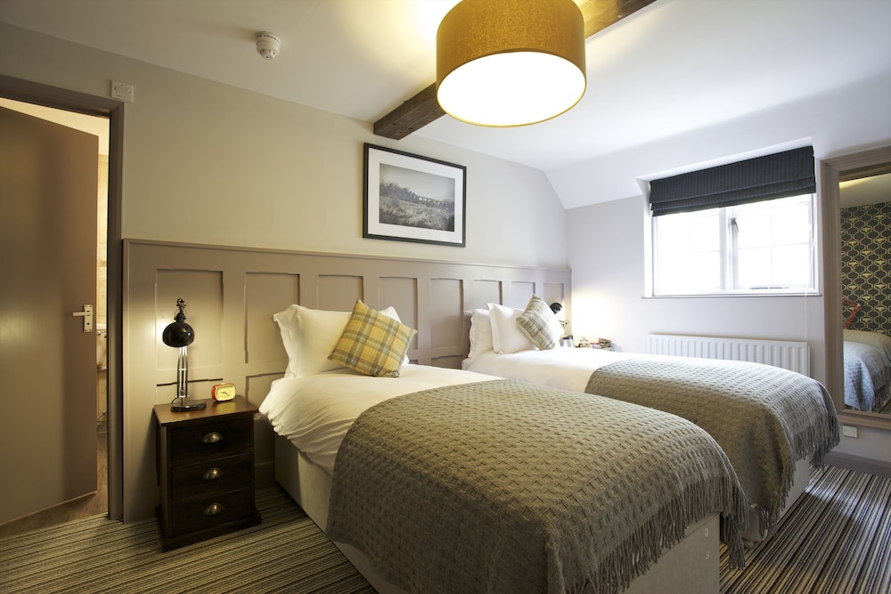 Bourne Valley Inn — Andover — photo 4