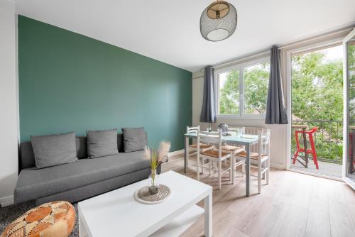 T3 Centre Ville Avec Parking Gratuit Avec Balcons - last minute hotel in Toulouse