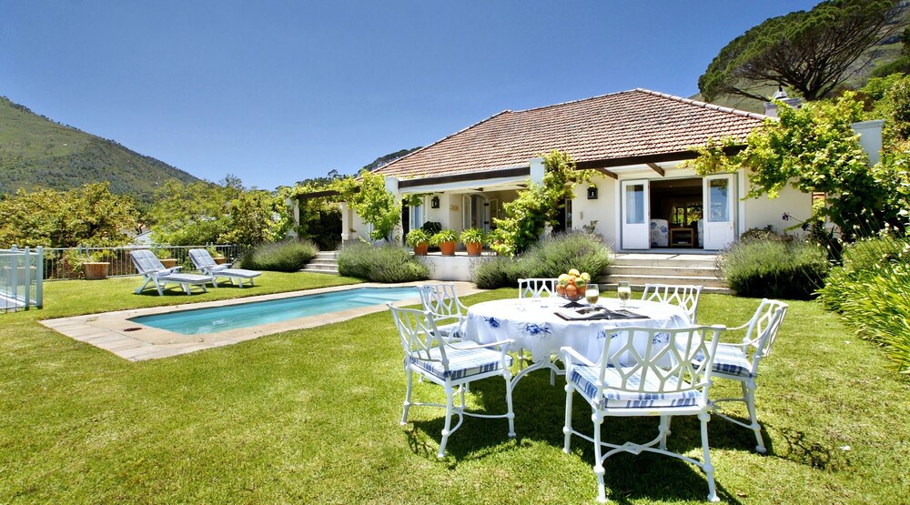 Serendipity — 4-Star Luxury Hotel in Cape Town, South Africa