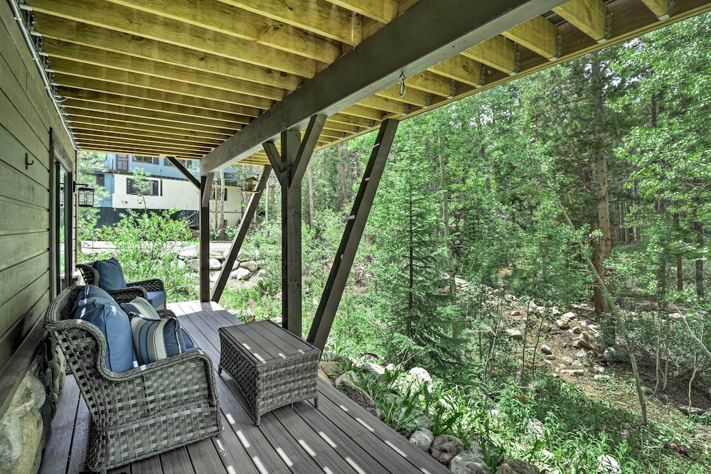 Upscale Home with Hot Tub 3 Mi to Breck Ski Resort - photo 16