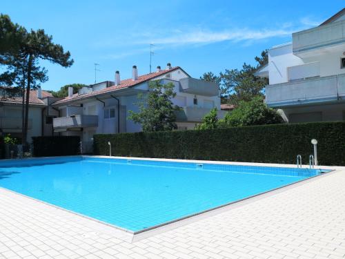 Apartment Parco Hemingway 9 by Interhome — 4-Star Luxury Hotel in Lignano Sabbiadoro, Italy